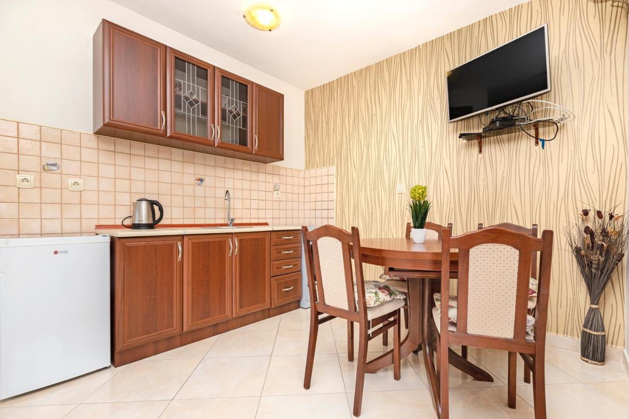 Apartments Donkovic Котор Екстер'єр фото
