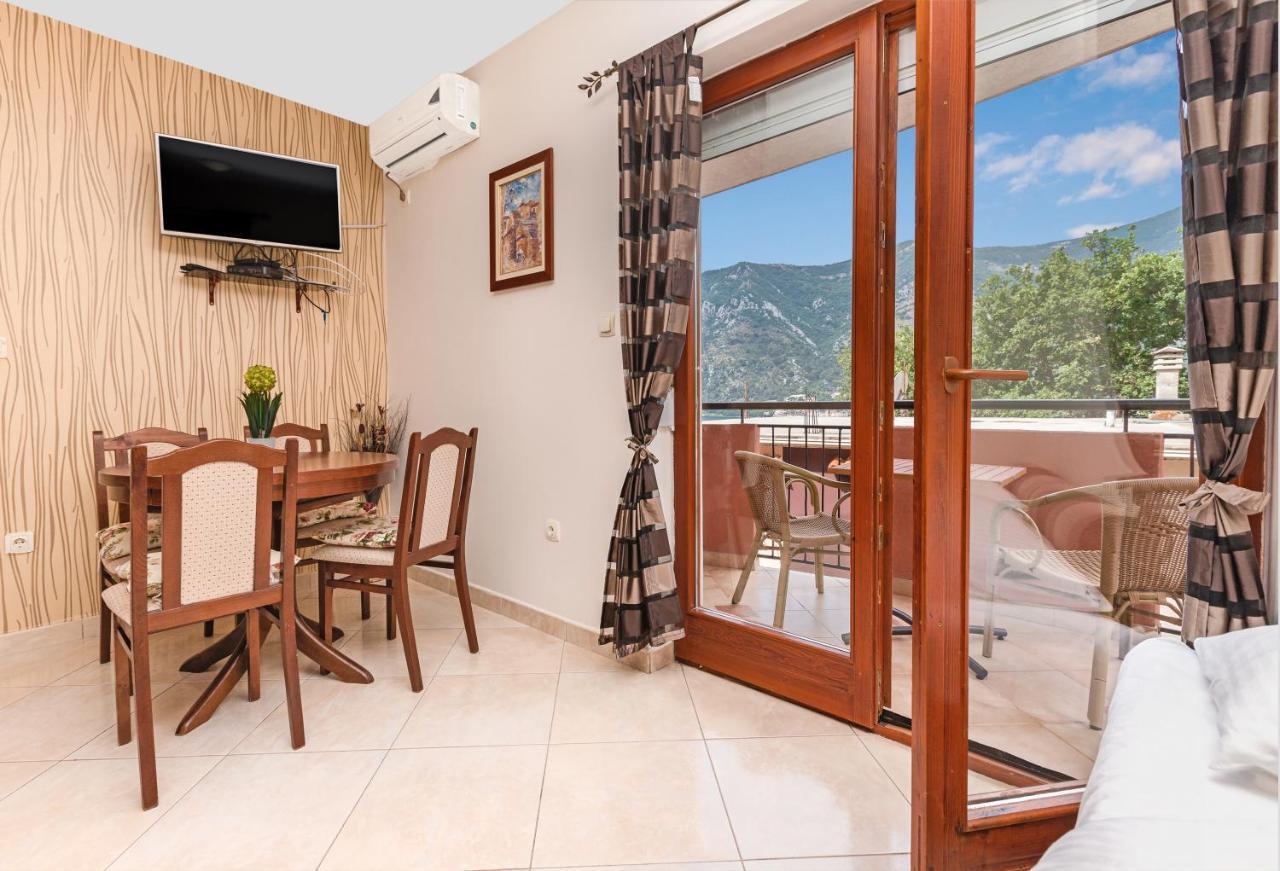 Apartments Donkovic Котор Екстер'єр фото