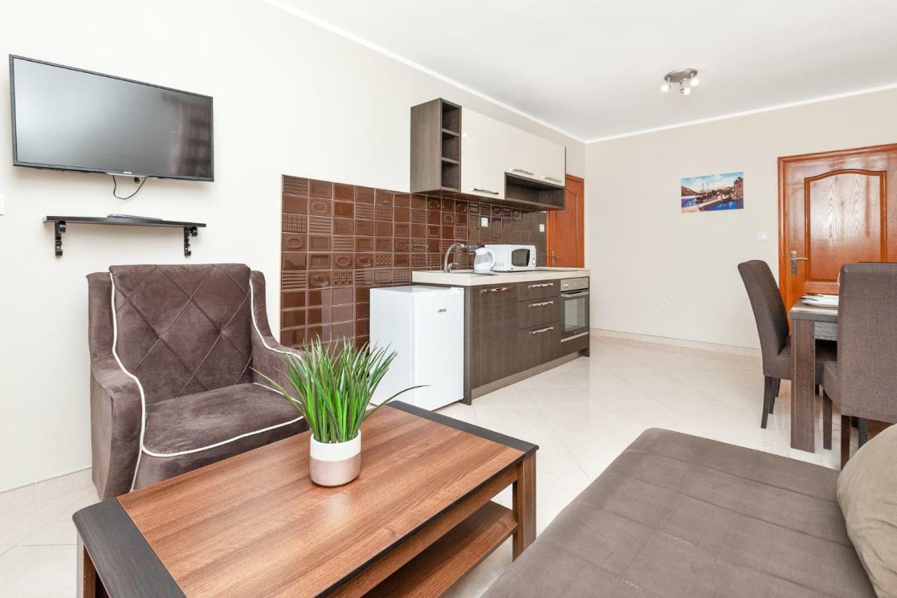 Apartments Donkovic Котор Екстер'єр фото